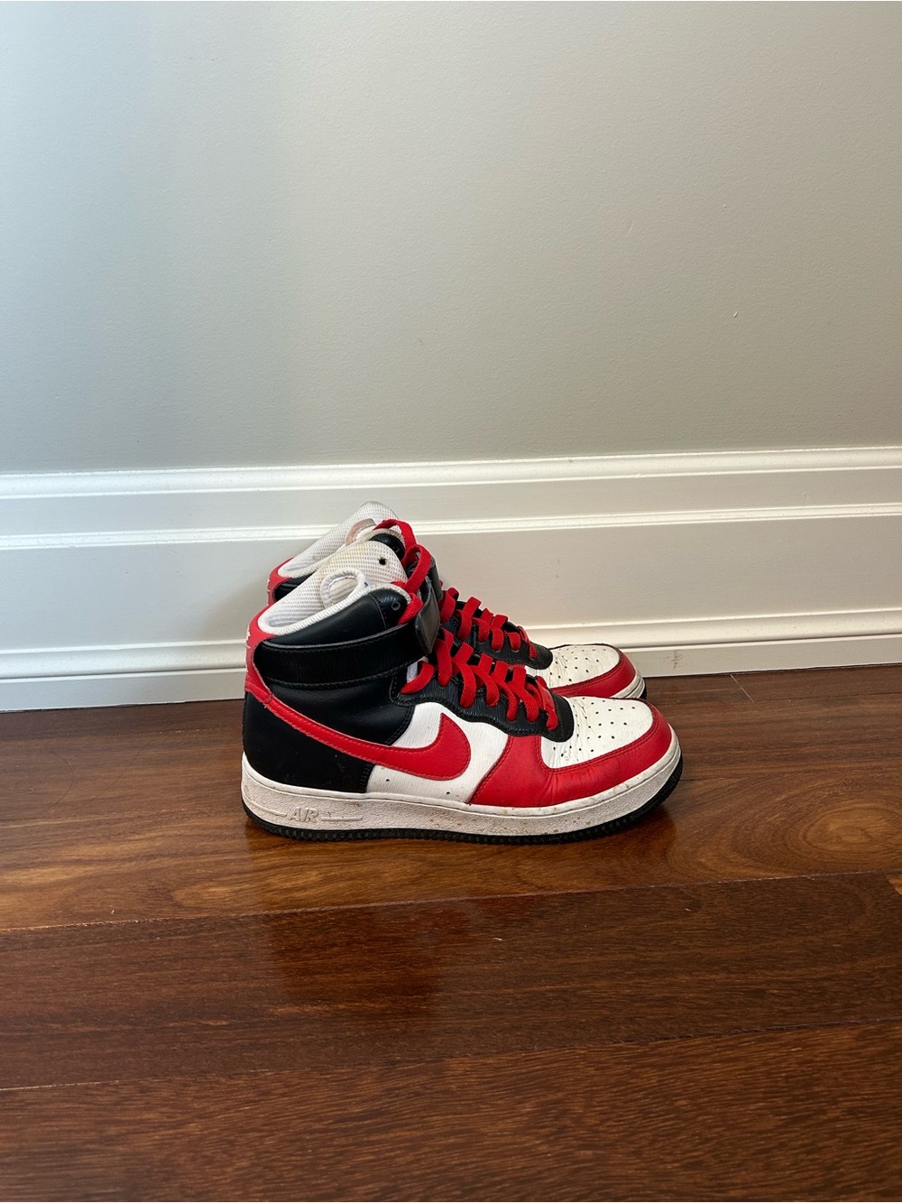 Red & White Nike Air Force 1 - Picture 3 of 3